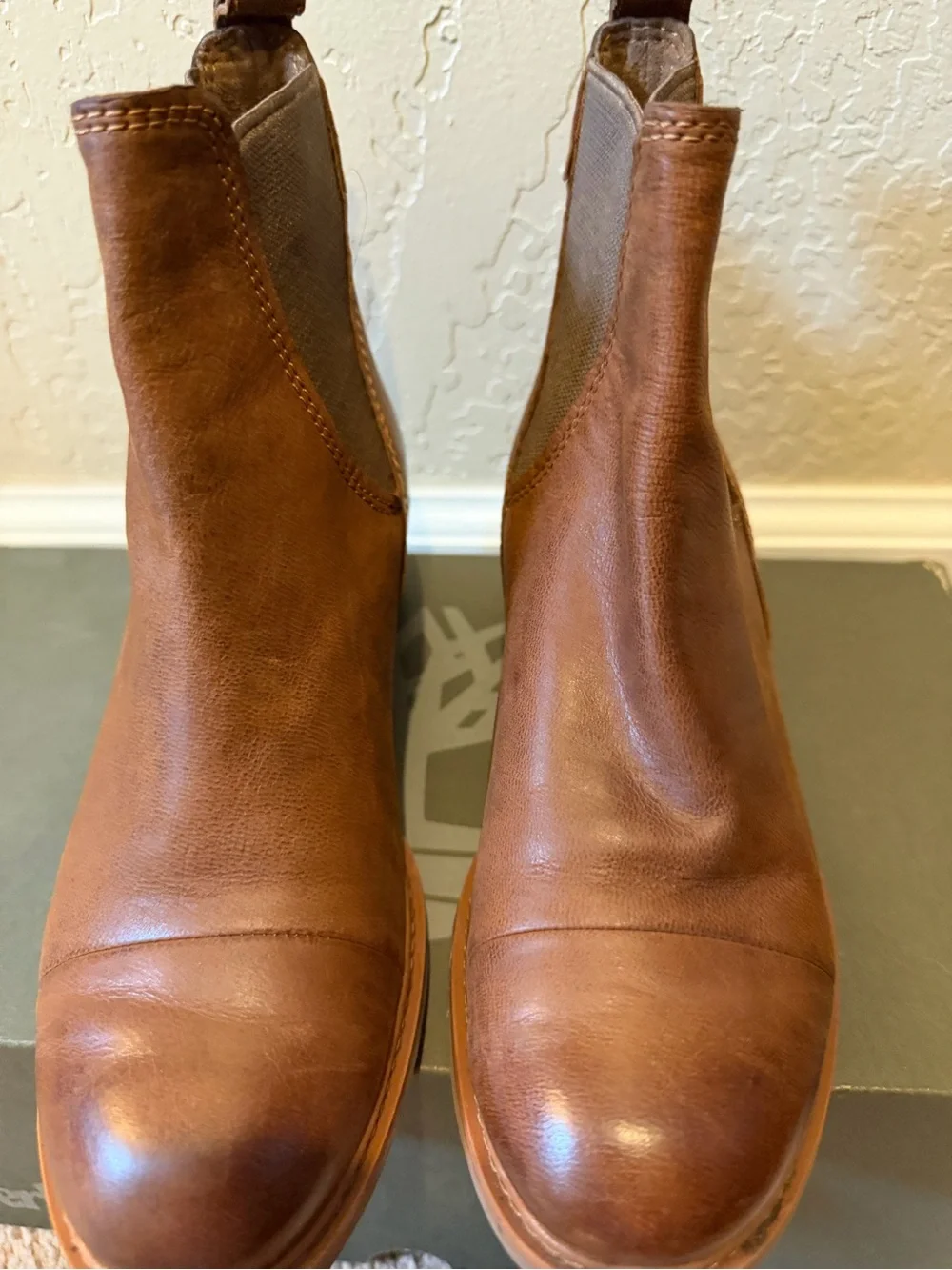 Timberland Women’s Brown Leather Chelsea Boots